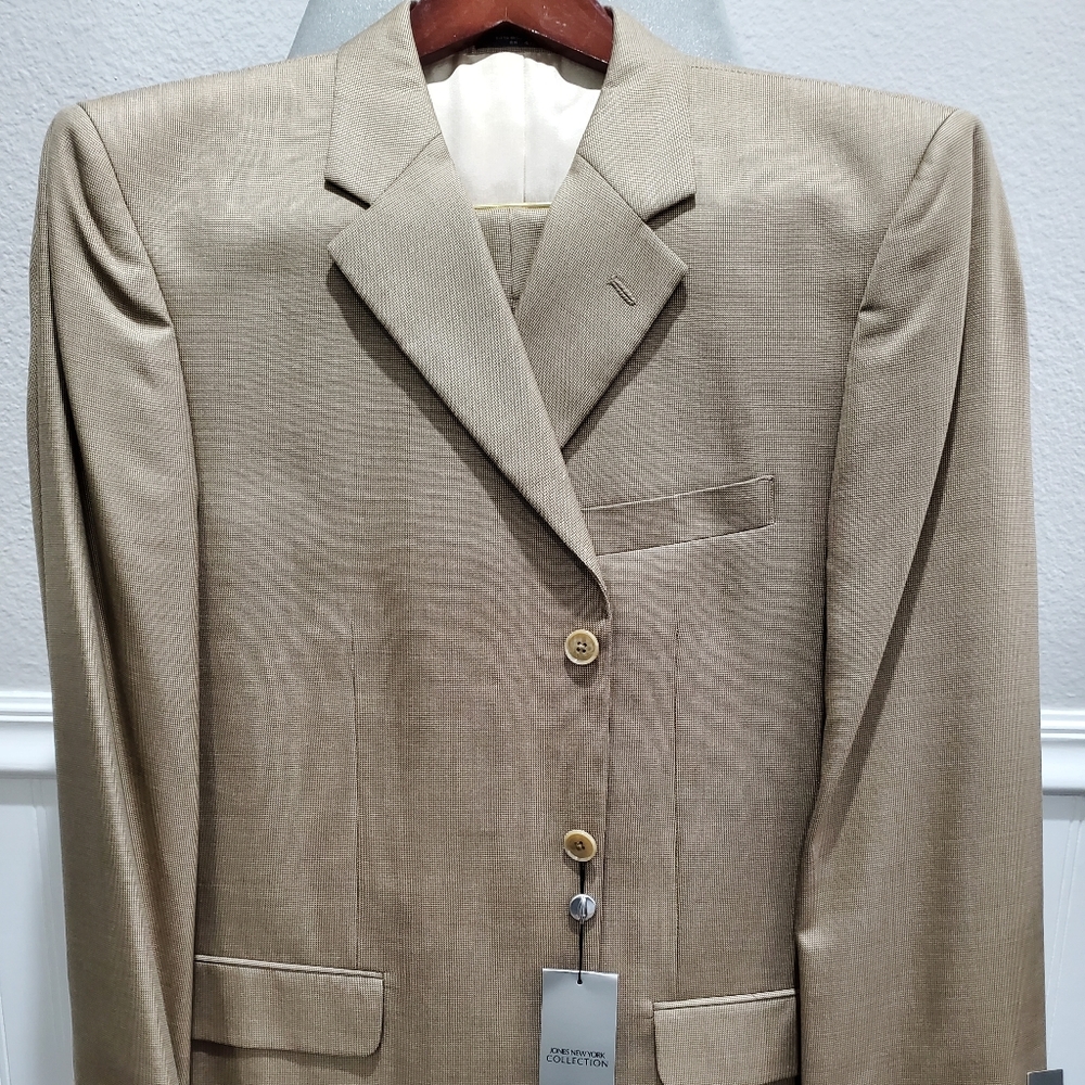 Jones New York Men's Executive Wear